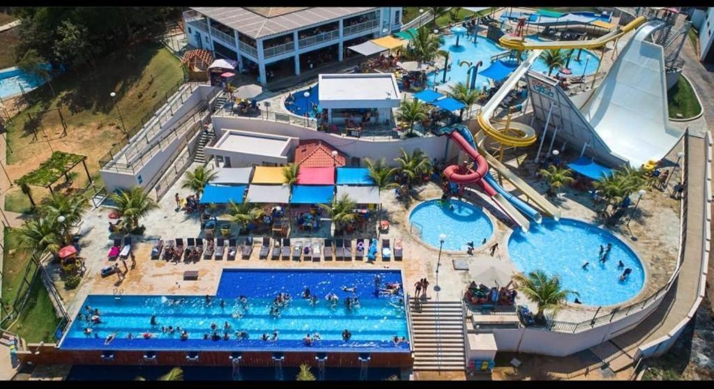 Apto Resort Do Lago Ate 8 Pessoas - Valor Promocional كلدس نوفاس المظهر الخارجي الصورة